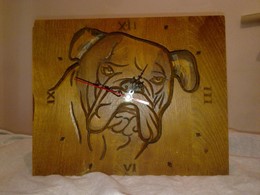 RELOJ-BULLDOG